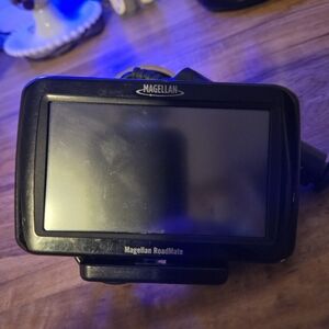 Magellan RoadMate 2600 GPS Device